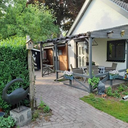 Gastenverblijf 'T Achterhoes Bellingwolde Exteriér fotografie